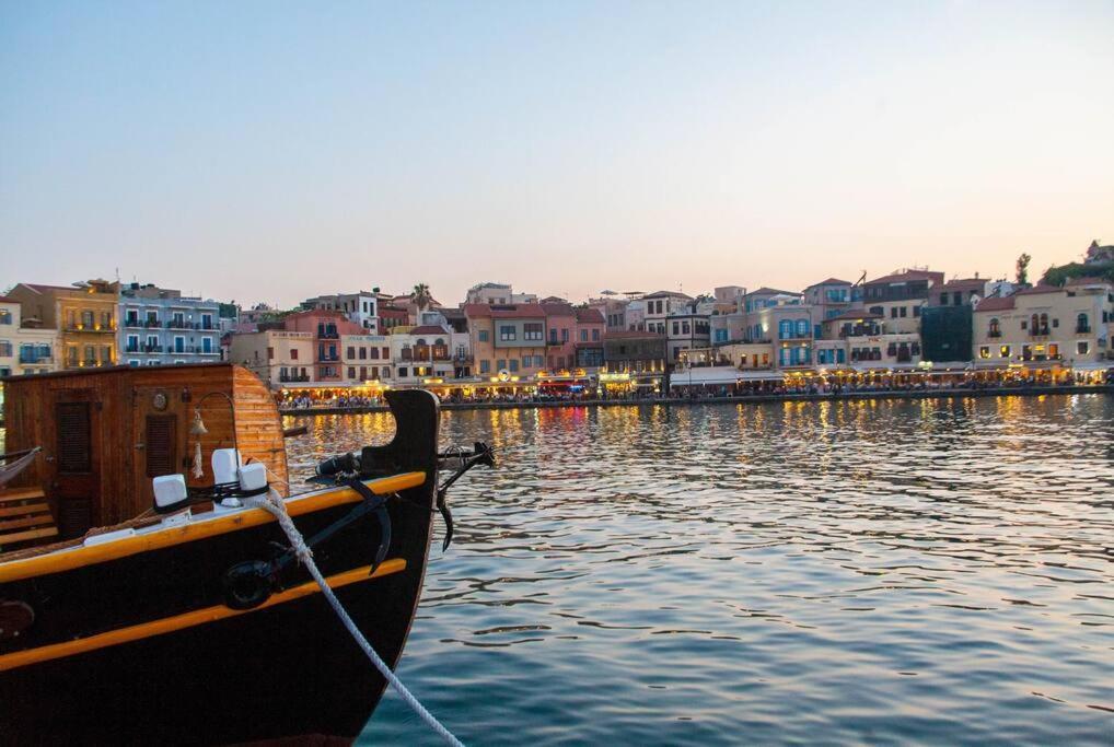 History & Culture In Old Town Chania La Canea Exterior foto